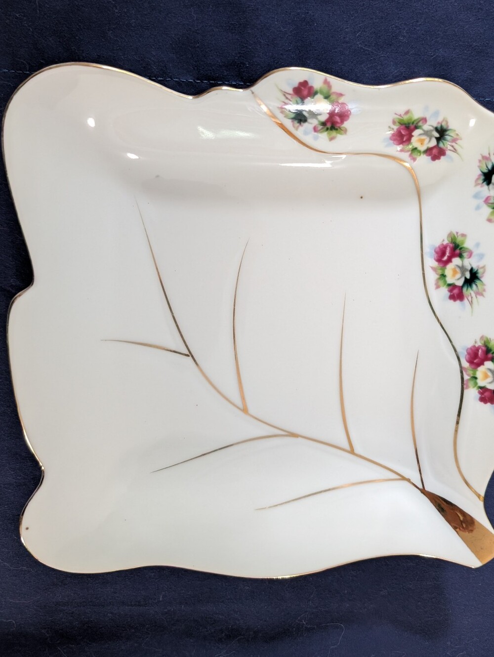 Vintage Square Ceramic White/Gold With Flowers Leaf Dish
